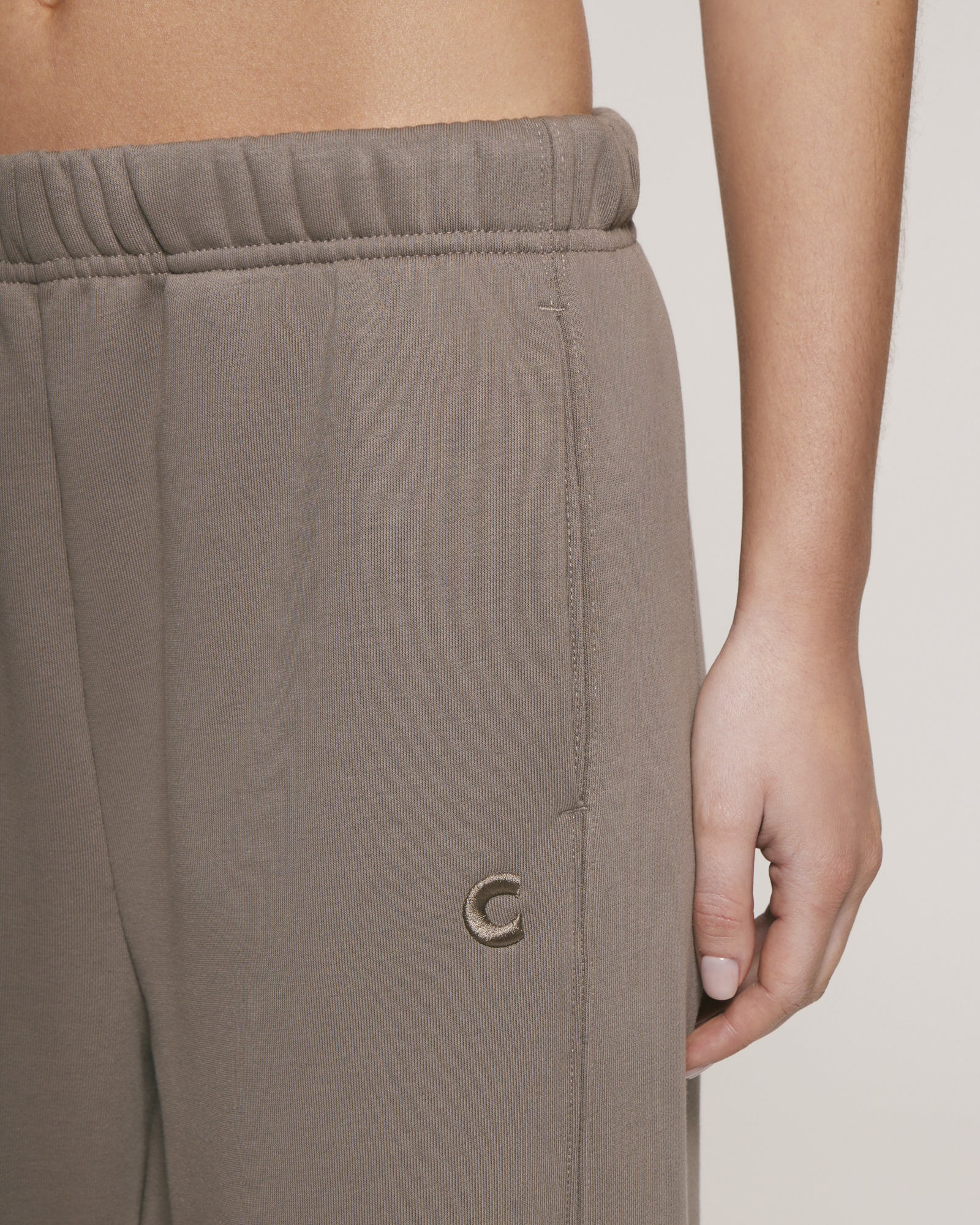 jogging taupe